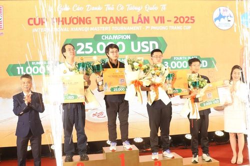 Kỳ thủ Hứa Văn Chương (Trung Quốc) đoạt quán quân giải Cờ tướng các danh thủ quốc tế Cúp Phương Trang