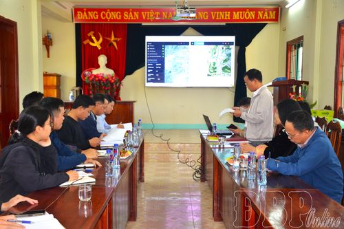 Bàn giao, đưa vào sử dụng Hệ thống hỗ trợ ra quyết định về rủi ro và ngập lụt trên lưu vực sông Nậm Rốm