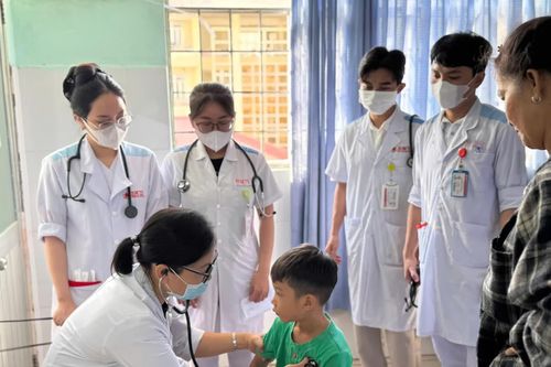 Số ca hen phế quản ở trẻ em tăng khoảng 30% so với tháng trước