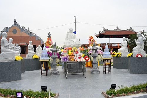 Hải Phòng: Lễ cung rước, an vị tôn tượng chư Phật, Thánh Tăng và Thập bát La-hán tại chùa Quỳnh Đẩu