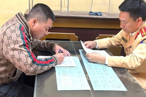 Ninh Bình: Xử nghiêm tài xế điều khiển xe chở rác vi phạm quy định an toàn đường sắt