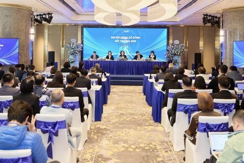 Ngành ngân hàng 'dọn tổ' đón chu kỳ tăng trưởng mới