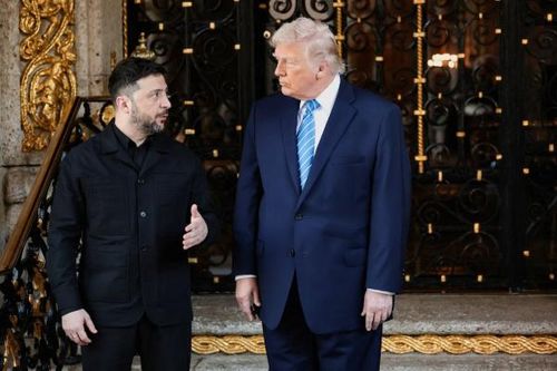 Tổng thống Trump điện đàm ông Putin trước cuộc gặp với Ukraine
