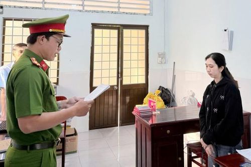 Kế toán chỉnh sửa dữ liệu công nợ chiếm đoạt tiền tỷ của công ty