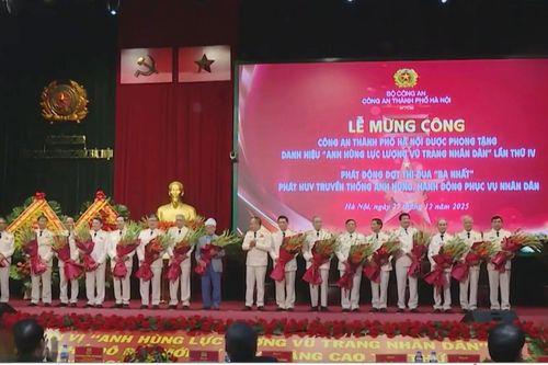 Vinh quang Công an Thủ đô anh hùng