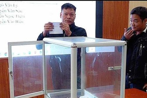 Xã Quang Minh tổ chức giao đất dịch vụ lần 3 cho 11 hộ dân đủ điều kiện