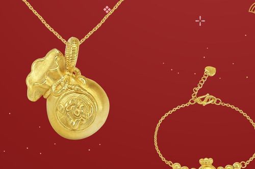 Trang sức đón Tết không cần đắt hay hiếm - bởi Tết không khoe của lấp lánh mà là mở vận khí đầu năm