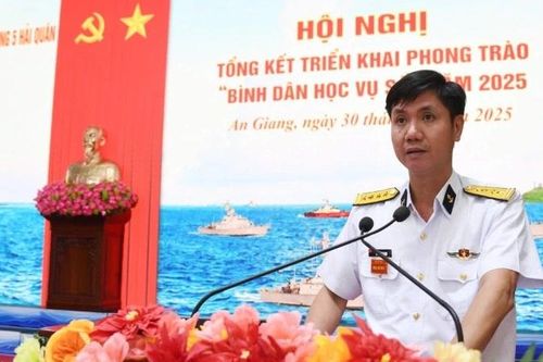 Vùng 5 Hải quân tổng kết phong trào 'Bình dân học vụ số'