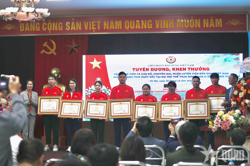 Tuyên dương đội tuyển bắn súng Việt Nam đạt thành tích cao tại SEA Games 33
