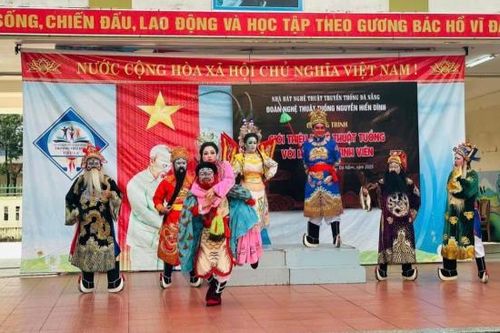 Tổ chức chương trình giáo dục truyền thống nghệ thuật Tuồng tại Trường Tiểu học Tiểu La