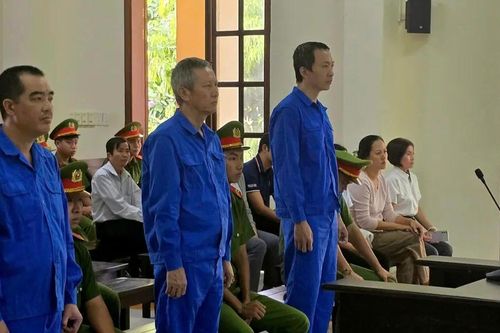 Cựu Phó Giám đốc Sở VH-TT-DL tỉnh Bến Tre (trước đây) lãnh 4 năm tù