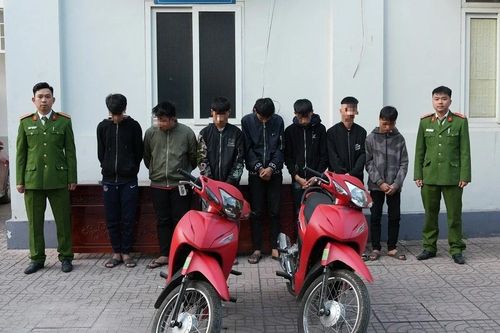 Bắt nhóm đối tượng vị thành niên ở Nghệ An trộm cắp xe máy rồi đưa đi cầm cố