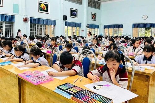 Sở GD&ĐT TPHCM chỉ đạo các trường rà soát bằng cấp giáo viên liên kết