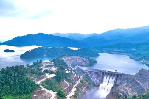 Thủy điện Hủa Na (HNA): Kế hoạch lợi nhuận 2026 giảm mạnh sau năm vượt đỉnh, dành 500 tỷ đồng cho chiến lược mở rộng