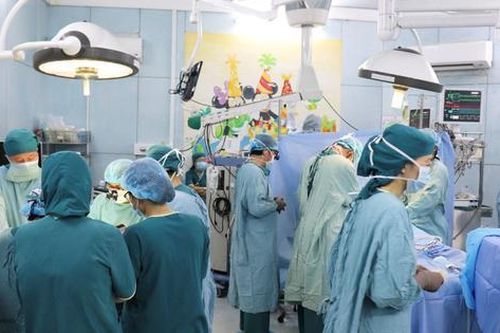 Hệ thống y tế phát triển tương xứng tính chất 'siêu đô thị'