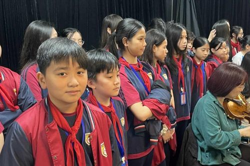 Dàn hợp xướng 50 học sinh ở Hà Nội sốc tâm lý sau vụ hủy đêm nhạc