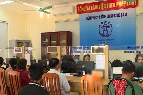 Người dân tiếp cận dịch vụ công trực tuyến toàn trình