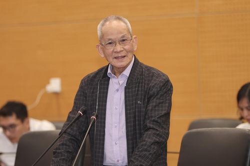 TS. Mai Liêm Trực: 'Nhà mạng dù năng động nhưng vẫn mang tư duy doanh nghiệp Nhà nước'