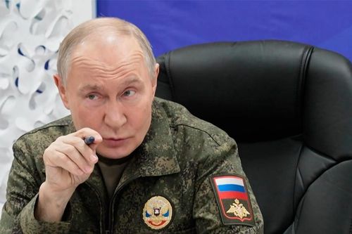 Ông Putin lệnh triển khai quân dự bị bảo vệ hạ tầng trọng yếu ở Nga