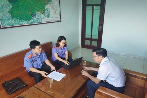 VKSND khu vực 7, TP Đà Nẵng làm việc với các đơn vị về việc thí điểm khởi kiện vụ án dân sự công ích