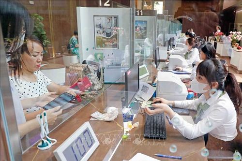 Tín dụng tăng cao: Dòng vốn mở rộng nhanh, áp lực điều hành gia tăng