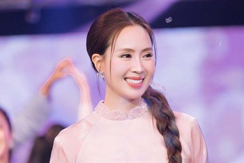 Cái khó của Hồng Diễm