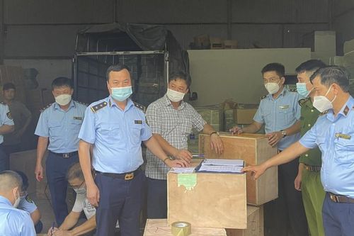 Kinh doanh hàng chục nghìn sản phẩm giả mạo nhãn hiệu, một chủ hộ kinh doanh ở Bắc Ninh đối diện án hình sự
