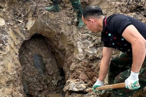 Bắc Ninh: Di chuyển, hủy nổ quả bom nặng gần 500 kg