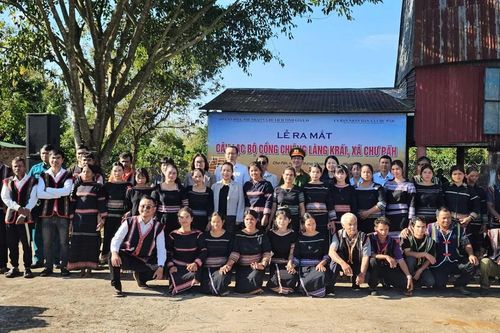 Ra mắt Câu lạc bộ Cồng chiêng làng Krái