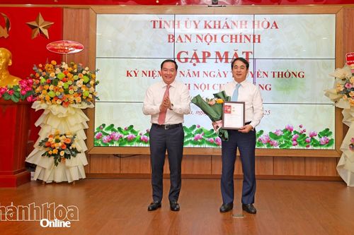 Gặp mặt kỷ niệm 60 năm Ngày thành lập ngành Nội chính Đảng