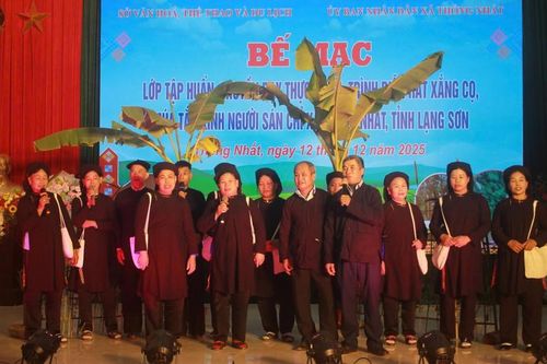 Giữ lửa 'Xắng Cọ'