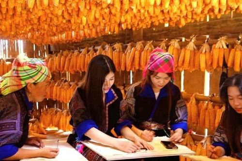 Nhà ngô Màng Mủ - Điểm đến trải nghiệm văn hóa người Mông