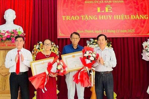 Xây dựng đội ngũ đảng viên kết nối với dân