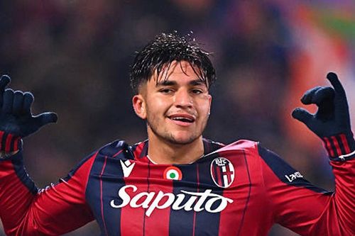 Chelsea chi 44 triệu bảng cho Santiago Castro: Lời giải cho bài toán số 9?