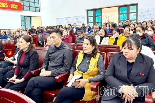Tổ đại biểu HĐND tỉnh cụm Yên Lạc tiếp xúc cử tri sau Kỳ họp thứ Hai