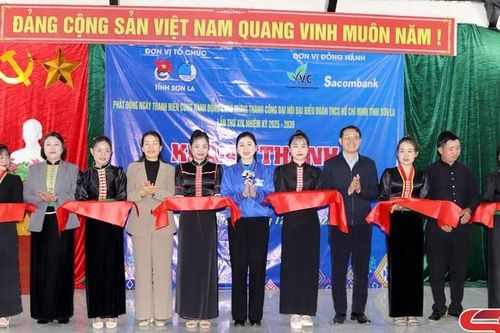 Khánh thành Nhà văn hóa cộng đồng dân tộc Kháng