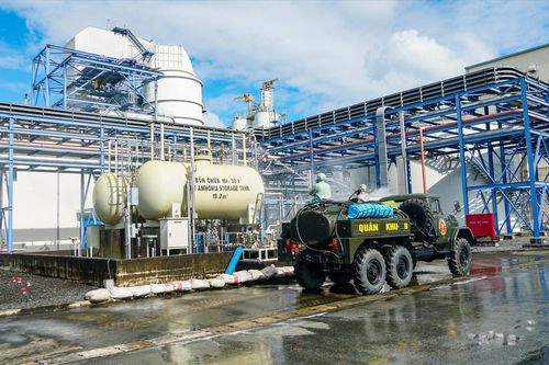 Tháo gỡ vướng mắc, nâng cao hiệu lực, hiệu quả quản lý hoạt động hóa chất và hóa chất nguy hiểm