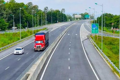 Đề nghị VEC khẩn trương đầu tư trạm dừng nghỉ trên cao tốc