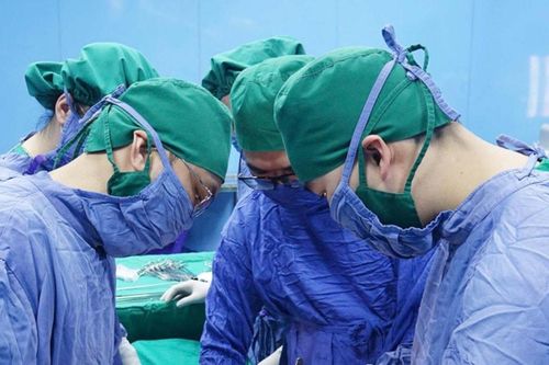 Cảnh báo nguy cơ thủng ruột do dị vật đường tiêu hóa