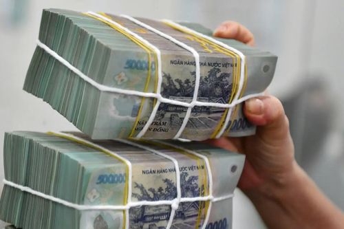 Lãi suất ngân hàng cuối năm vượt 7,2%/năm