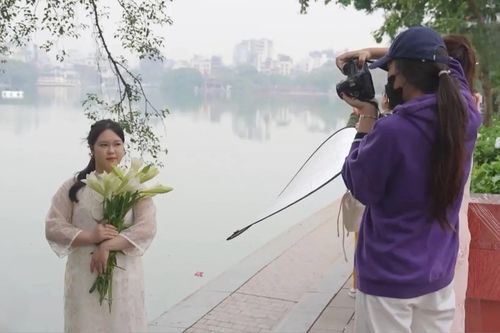 Sắc màu phố phường Hà Nội trước thềm năm mới 2026