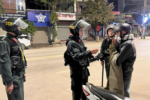 Cảnh sát cơ động tăng cường tuần tra, xử lý vi phạm trật tự an toàn giao thông trong đợt cao điểm