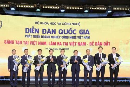 Diễn đàn quốc gia Make in Vietnam 2025CMC đăng ký 6 nhiệm vụ cho năm 2026