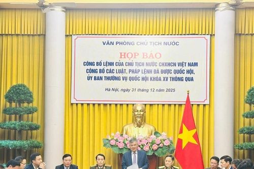 Bổ sung đối tượng cảnh vệ gồm Thường trực Ban Bí thư, Chủ nhiệm Ủy ban Kiểm tra Trung ương