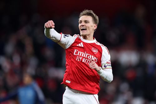 Arsenal vẫn là ông vua 'bóng chết'