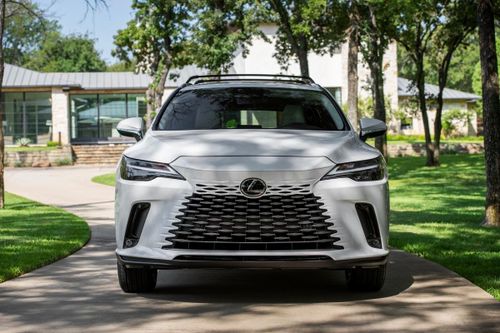 Gần 3.000 xe Lexus cần được triệu hồi tại Việt Nam
