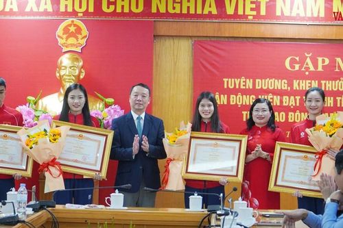 Hà Tĩnh vinh danh những gương mặt vàng SEA Games 33