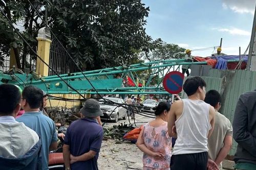 Gãy cần cẩu công trình làm sập tường Bảo tàng Điêu khắc Chăm Đà Nẵng