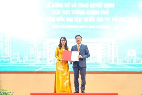 Công bố Quyết định bổ nhiệm Giám đốc Đại học Quốc gia Thành phố Hồ Chí Minh