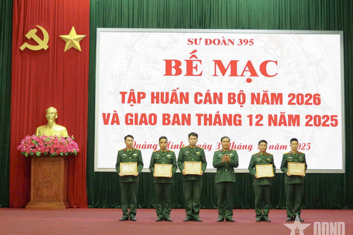 Sư đoàn 395 (Quân khu 3) bế mạc tập huấn cán bộ năm 2026